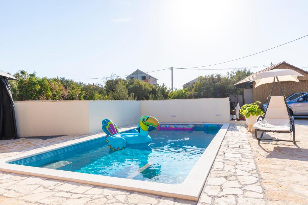 Villa Spark With Heated Pool In Rogoznica Zecevo Luaran gambar