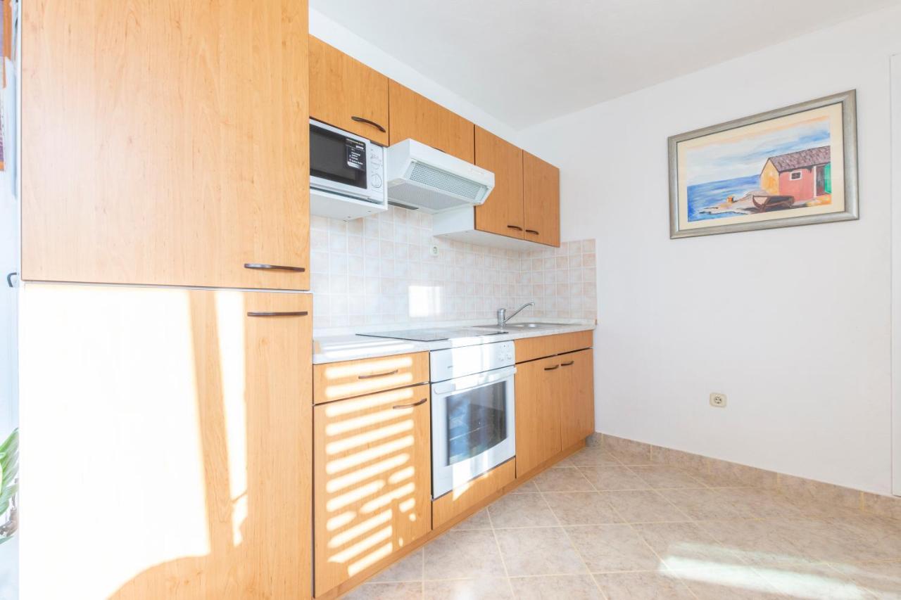 Villa Spark With Heated Pool In Rogoznica Zecevo Luaran gambar