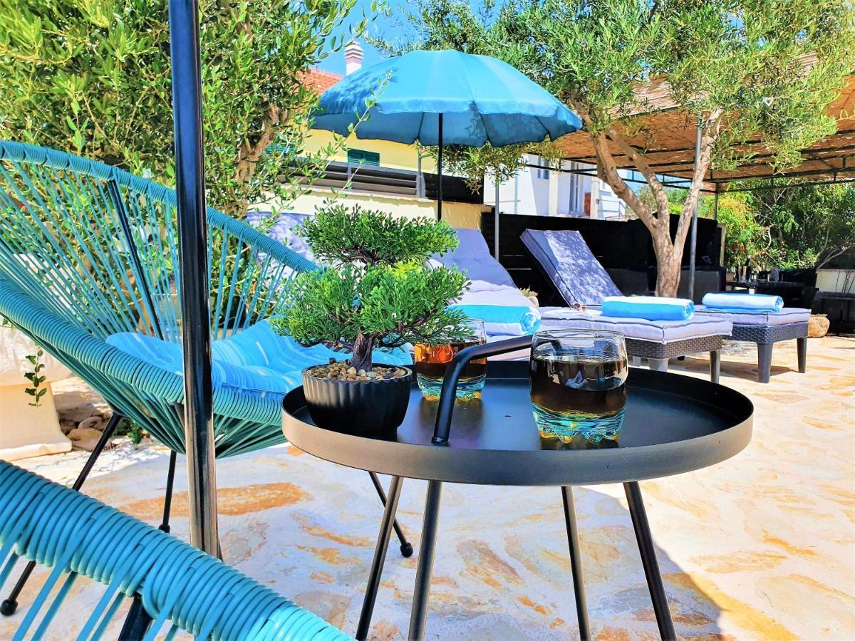 Villa Spark With Heated Pool In Rogoznica Zecevo Luaran gambar